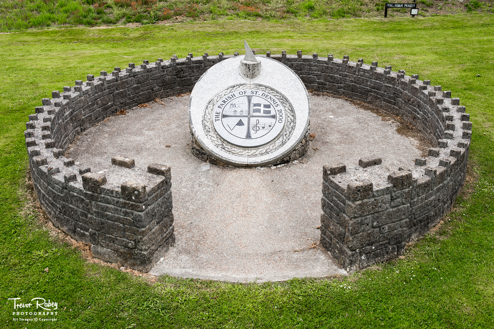 millenium_sundial.jpg